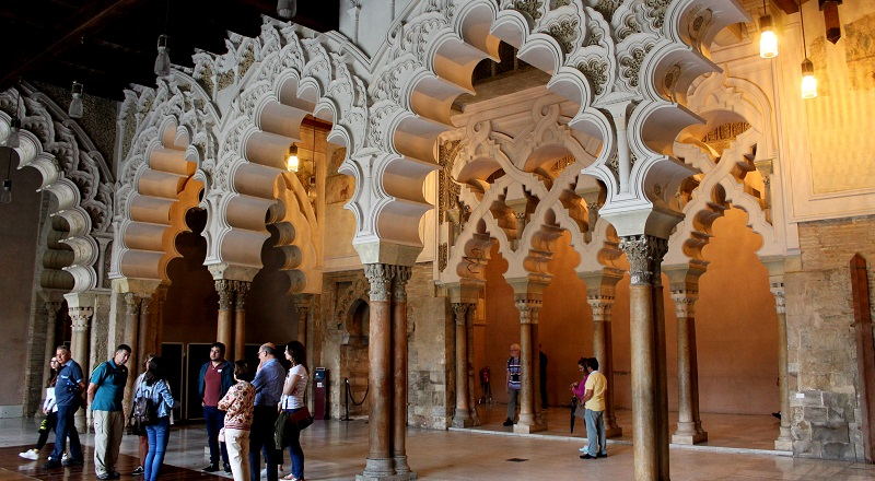 Visitar el Palacio de la Aljafería