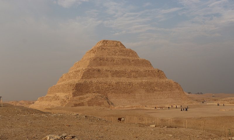 Visitar la Pirámide Escalonada de Saqqara